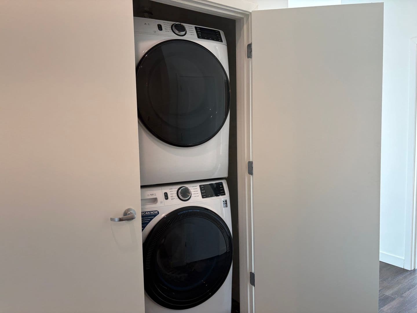 Covington Apartment: 103 E 3rd Street