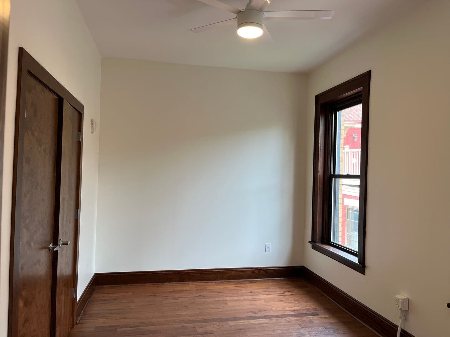 Covington Apartment: 303 Greenup