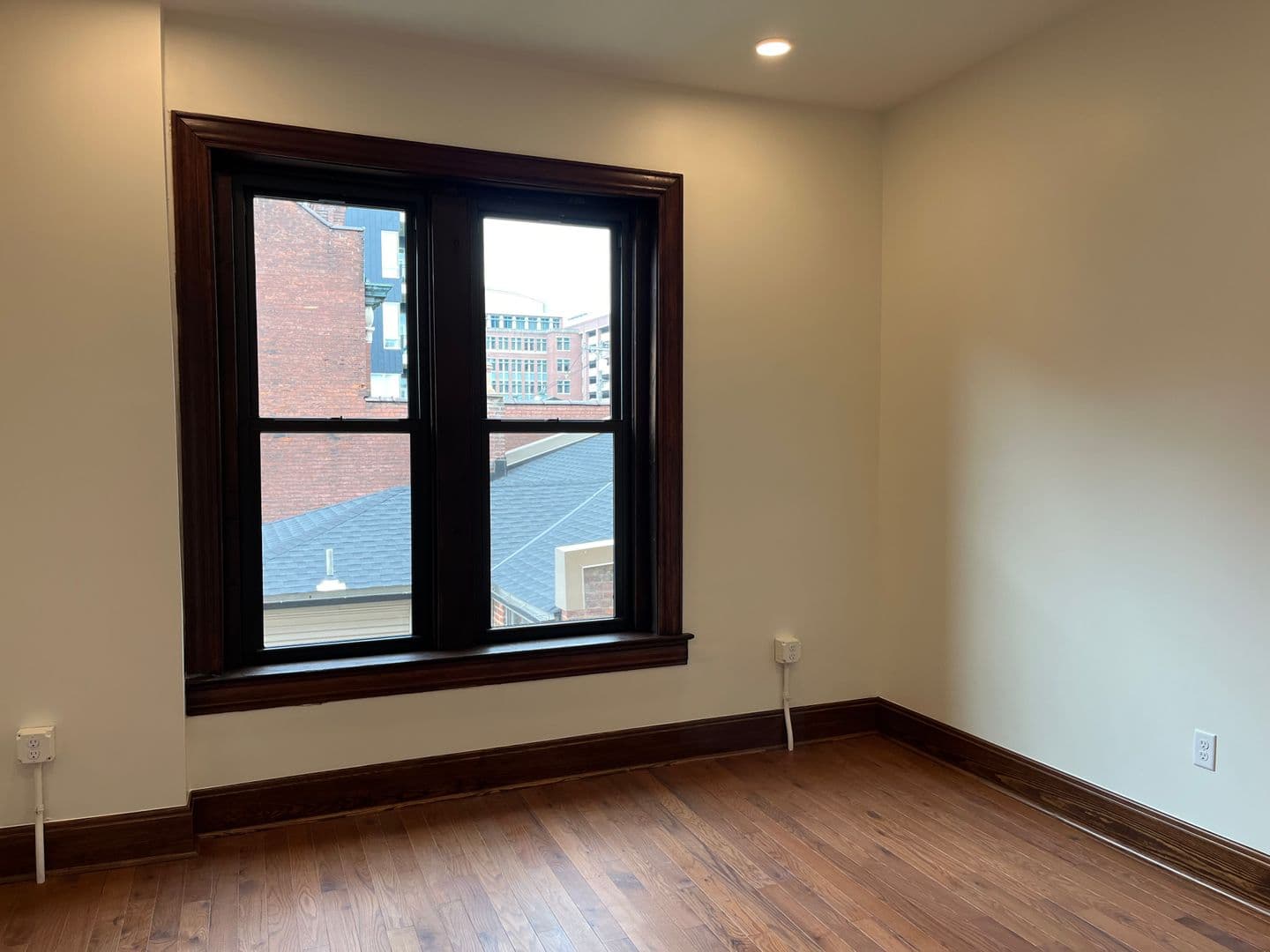 Covington Apartment: 303 Greenup