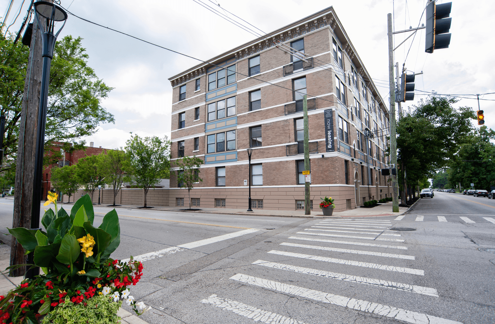 Cincinnati Apartment: 2378-2384 Park Avenue