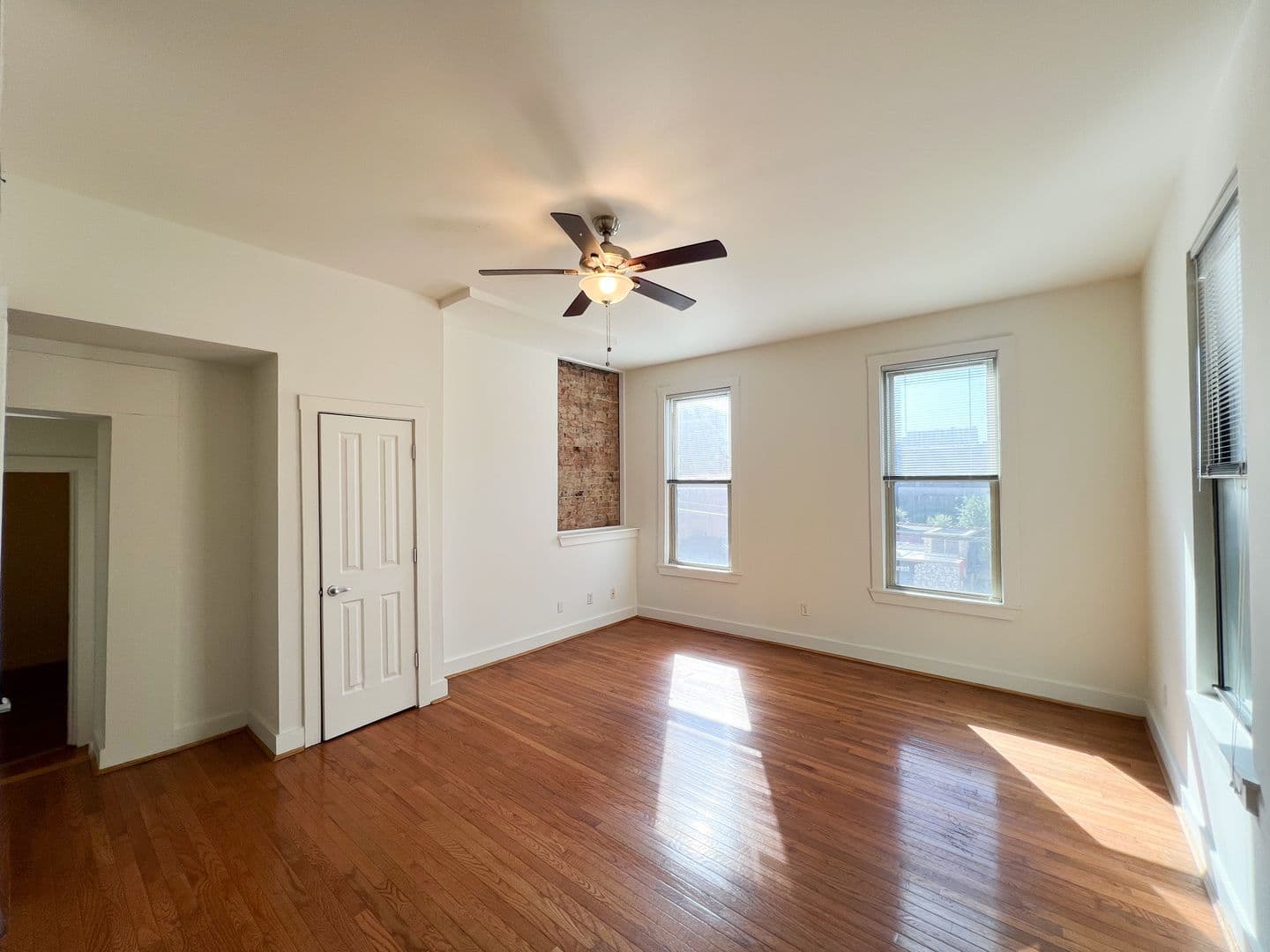 Cincinnati Apartment: 24-28 E 15th