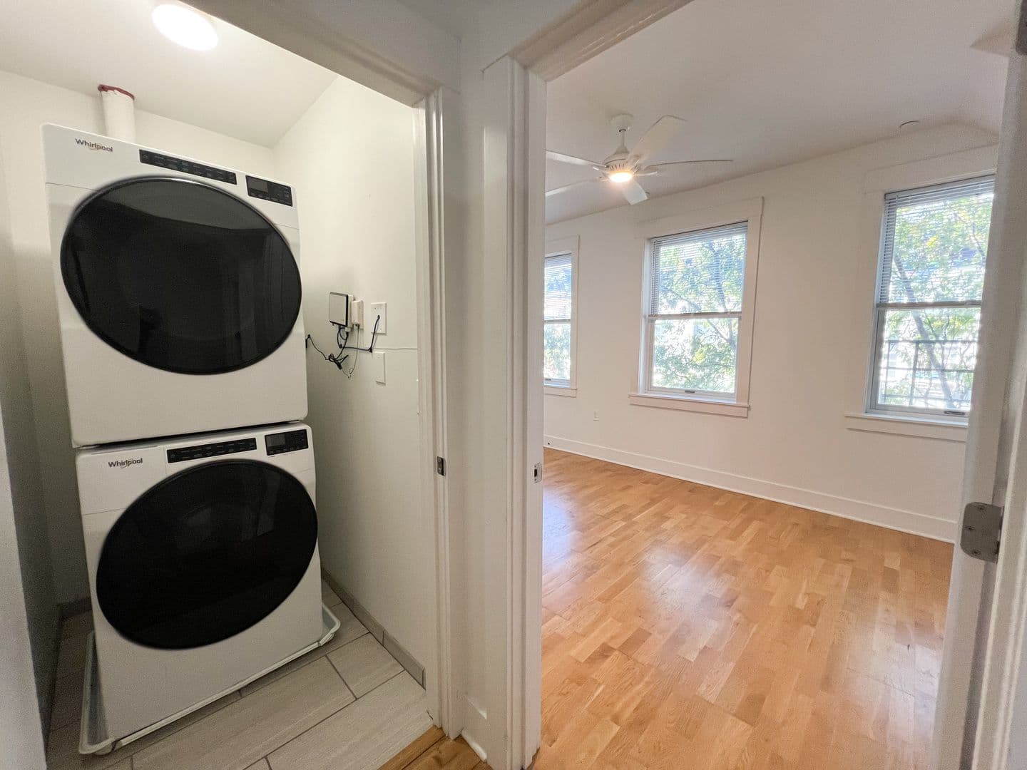 Cincinnati Apartment: 1120-1122 Broadway