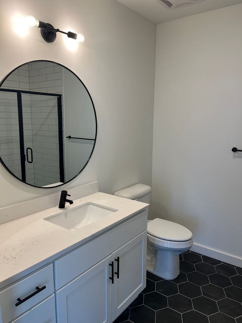 Covington Apartment: 103 E 3rd Street