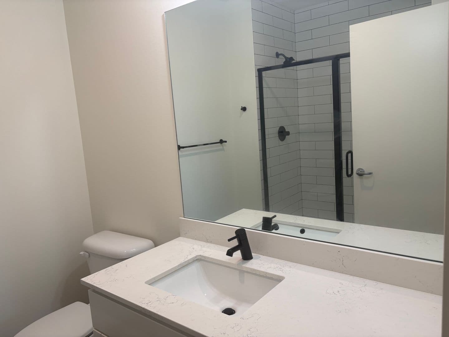 Covington Apartment: 103 E 3rd Street