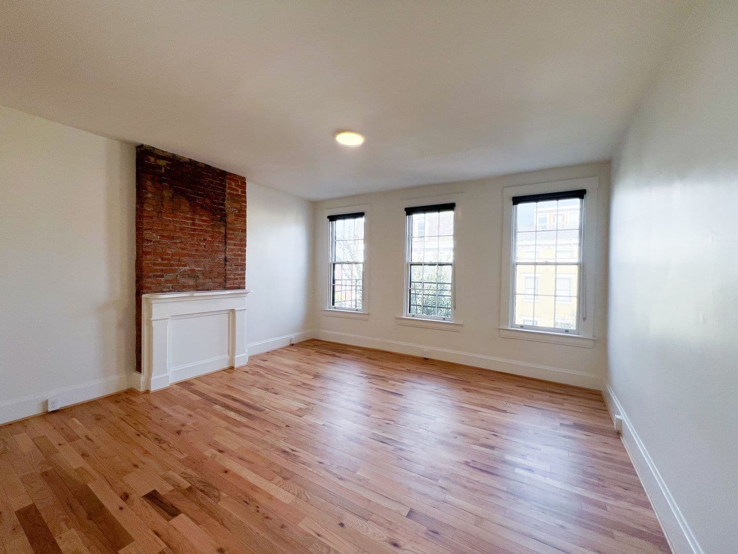 Cincinnati Apartment: 1307 Main St