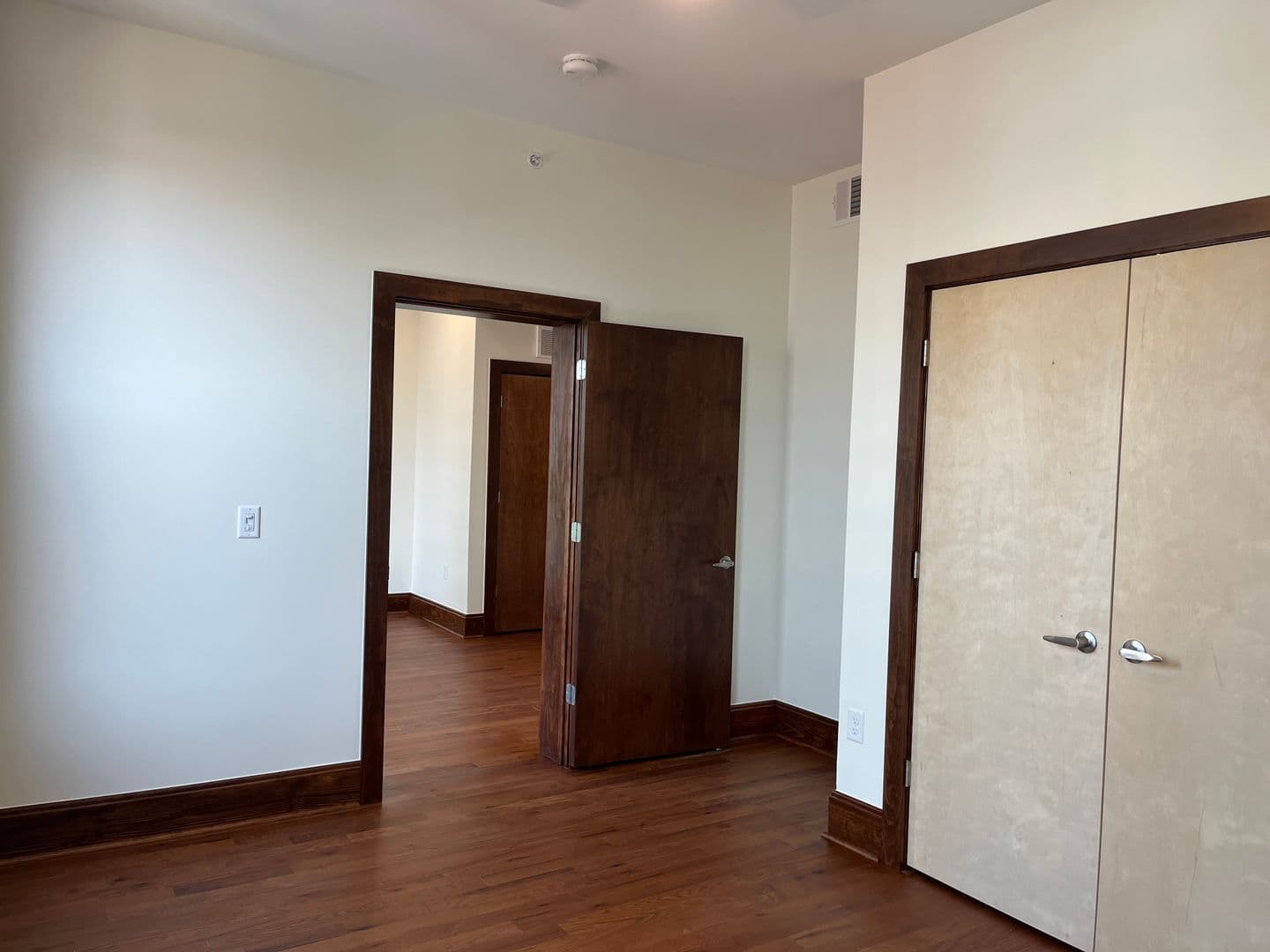 Covington Apartment: 303 Greenup