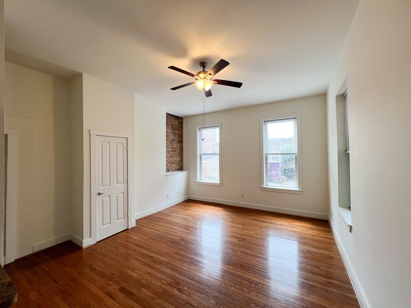 Cincinnati Apartment: 24-28 E 15th