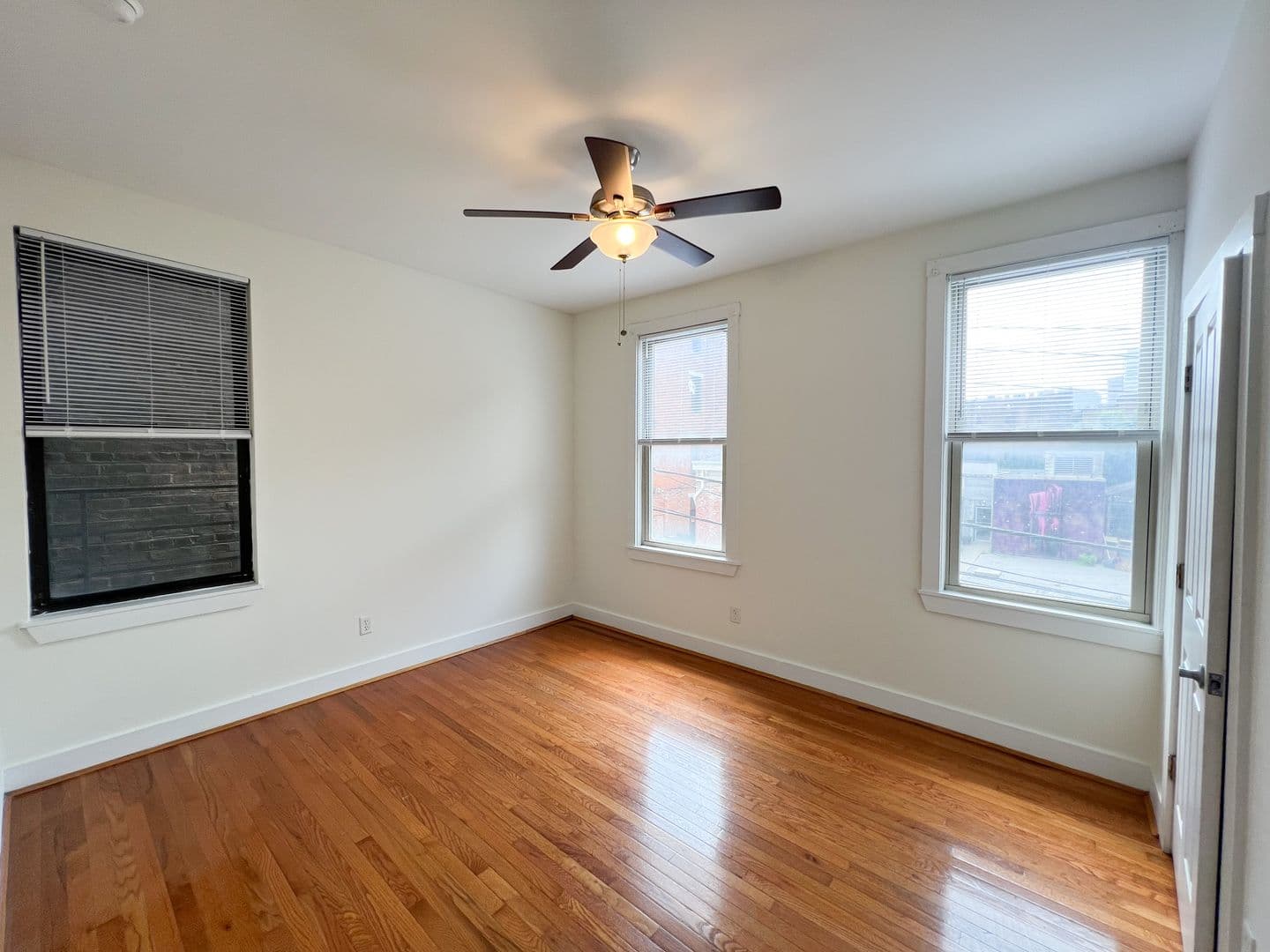 Cincinnati Apartment: 24-28 E 15th