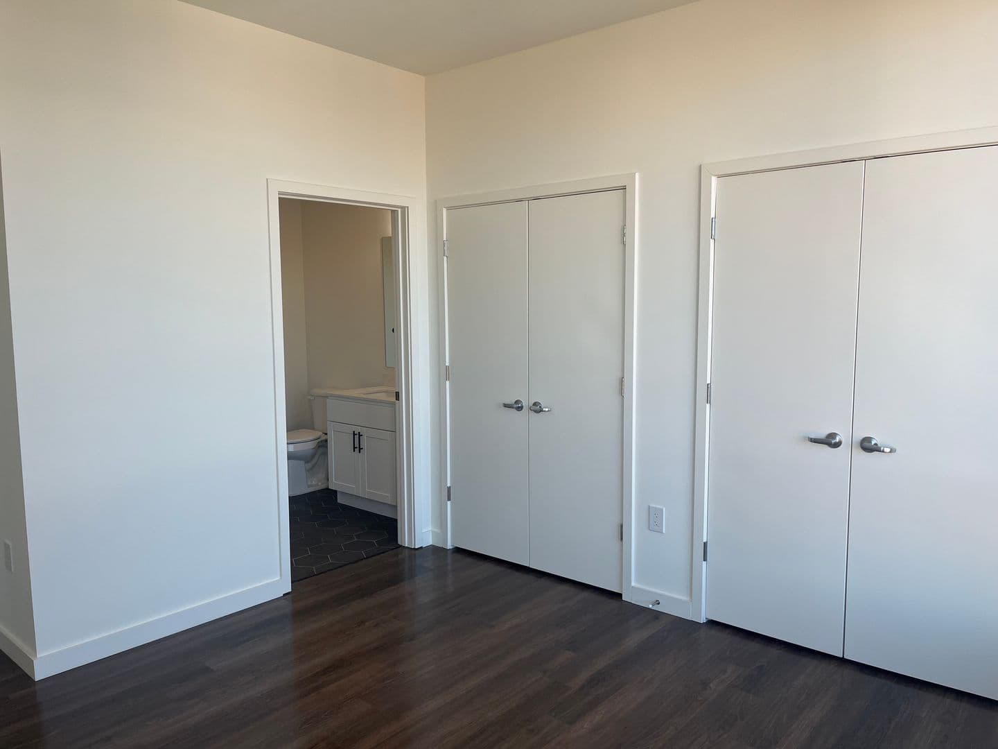 Covington Apartment: 103 E 3rd Street