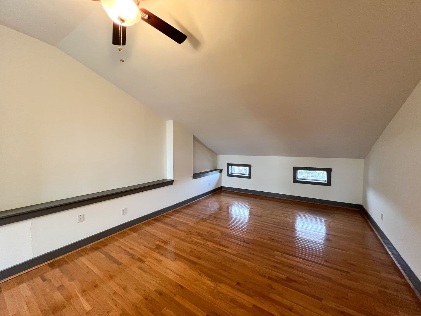 Cincinnati Apartment: 1414-16 Walnut St
