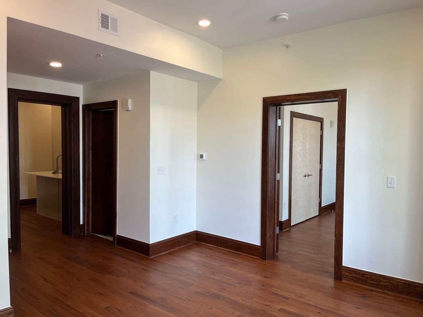 Covington Apartment: 303 Greenup