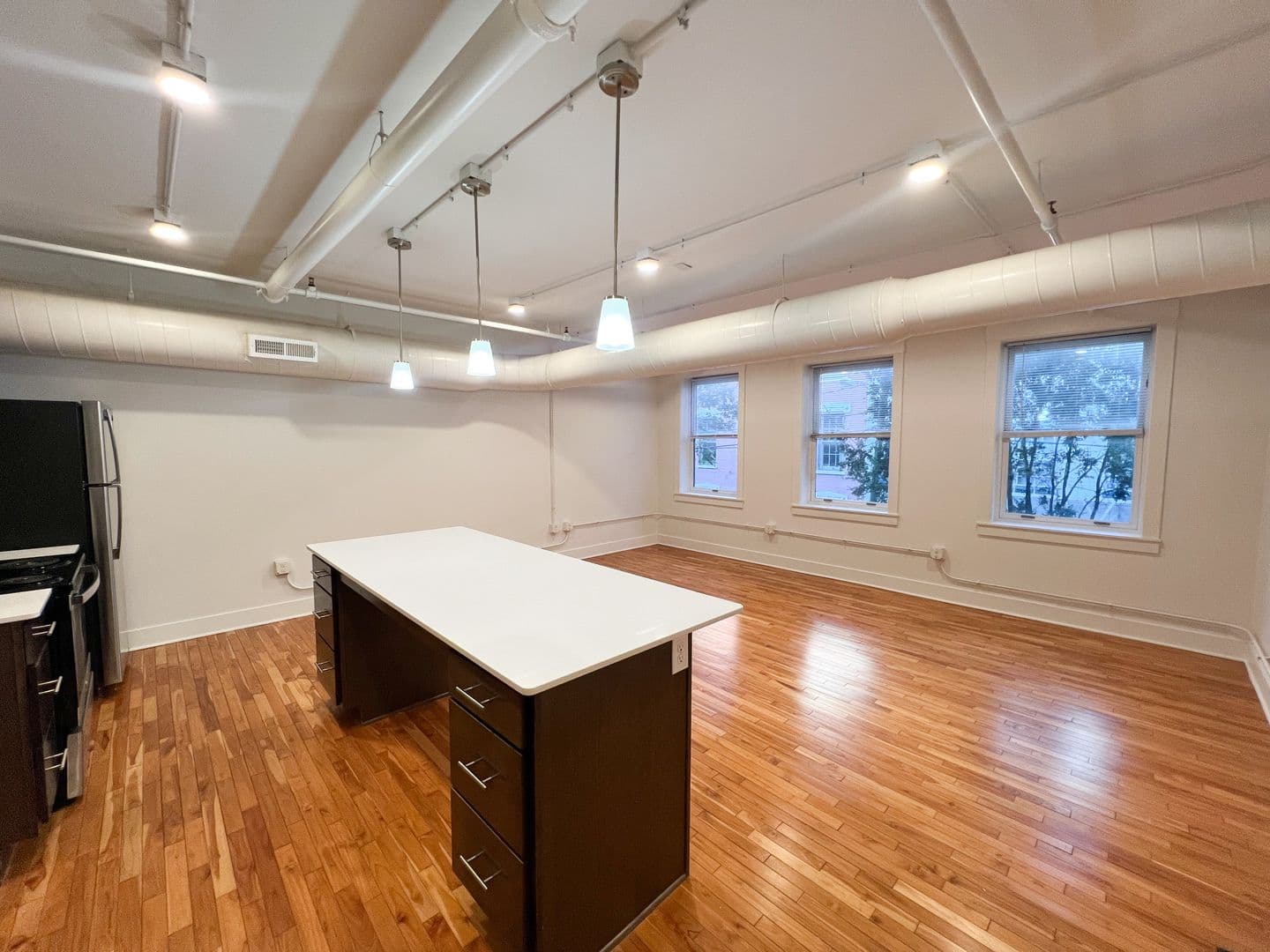 Cincinnati Apartment: 1120-1122 Broadway