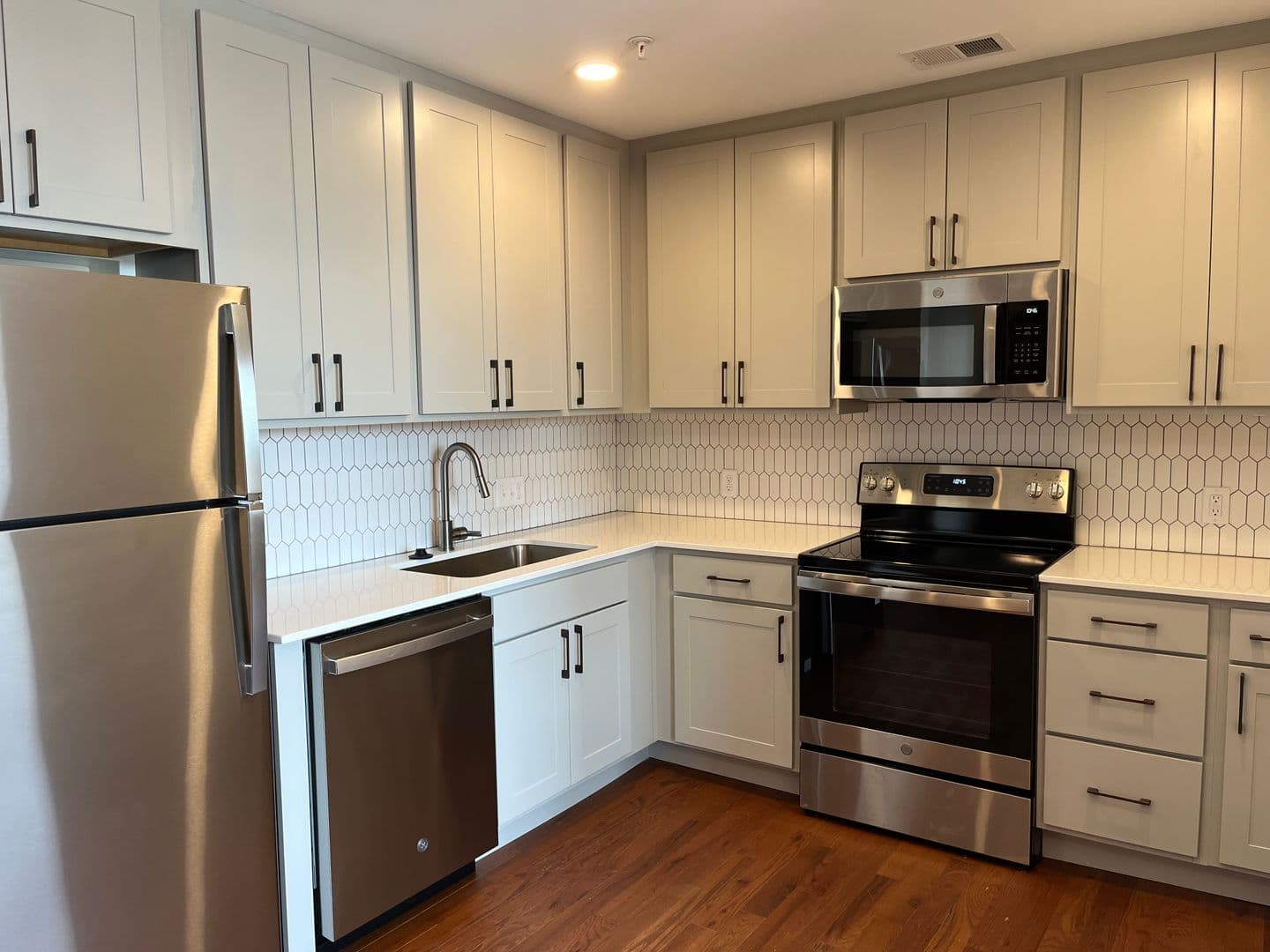 Covington Apartment: 303 Greenup