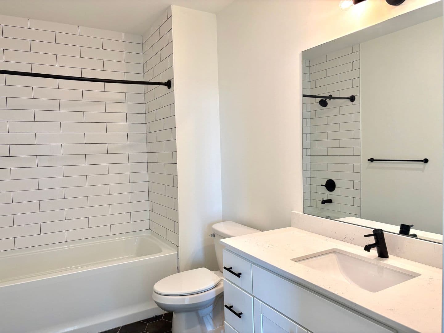 Covington Apartment: 103 E 3rd Street