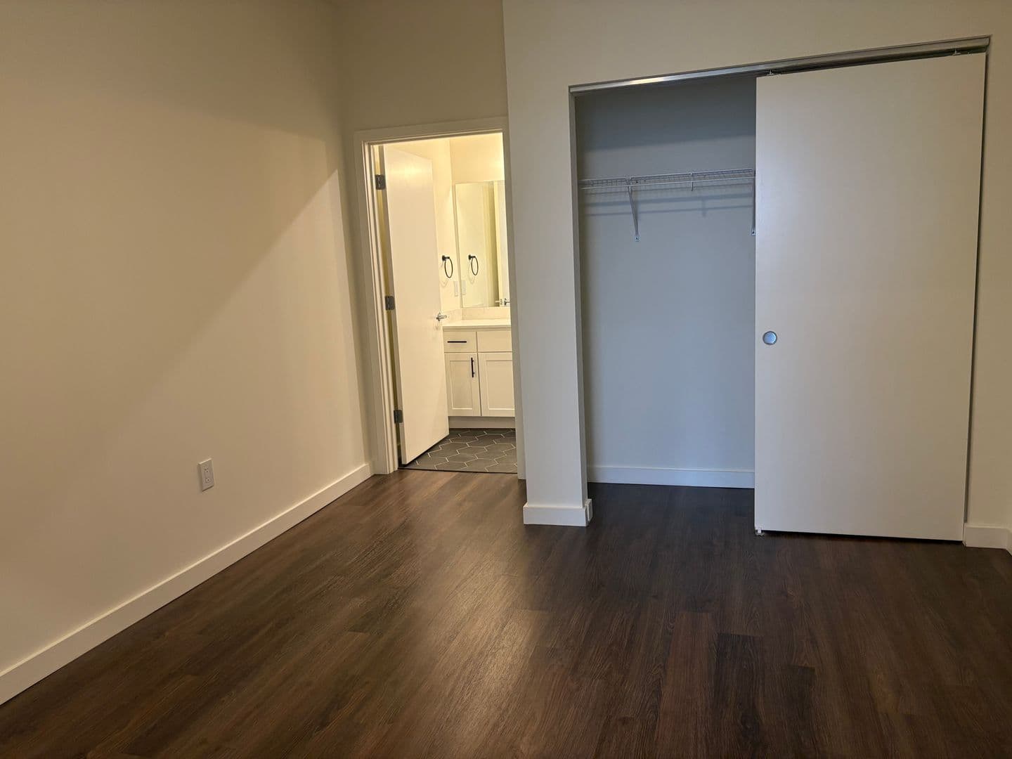 Covington Apartment: 103 E 3rd Street
