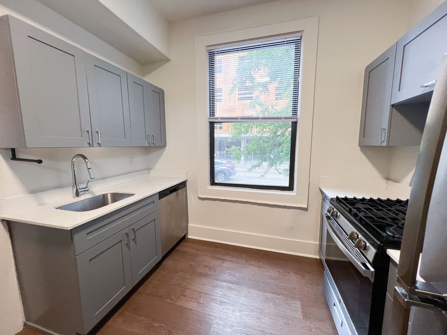 Cincinnati Apartment: 2378-2384 Park Avenue