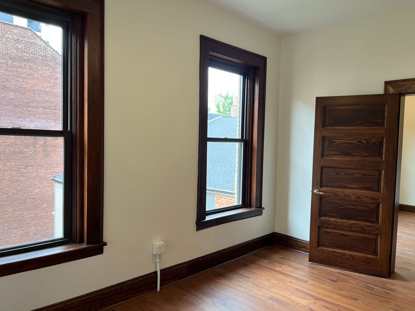 Covington Apartment: 303 Greenup