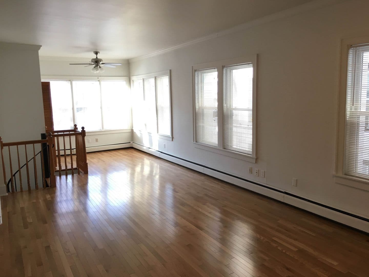 Minneapolis Apartment: 2315 Irving Avenue South