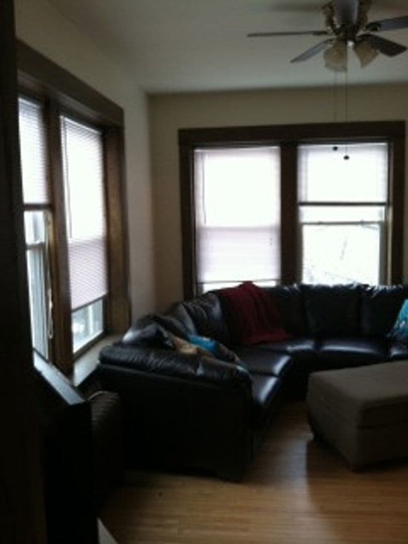 Minneapolis Apartment: 1117 West Franklin Avenue