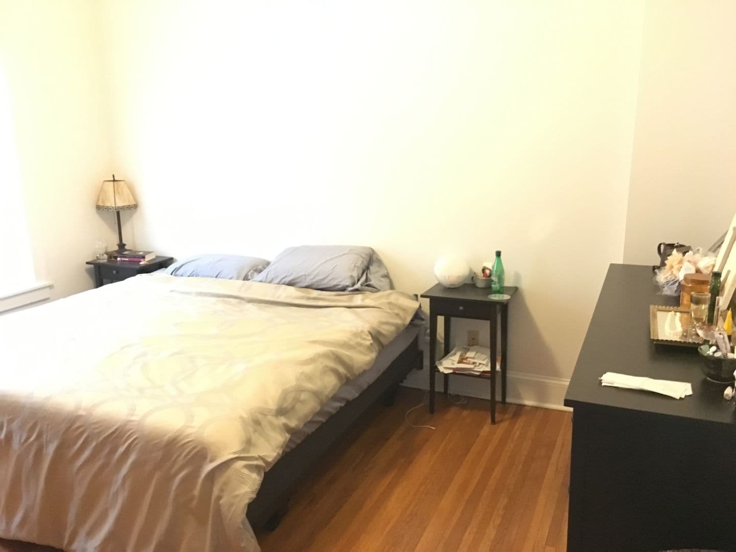 Minneapolis Apartment: 2315 Irving Avenue South