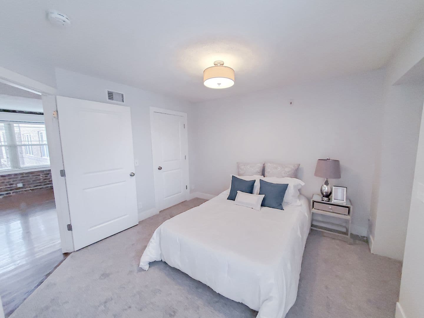 Omaha Apartment: 628 Park Avenue