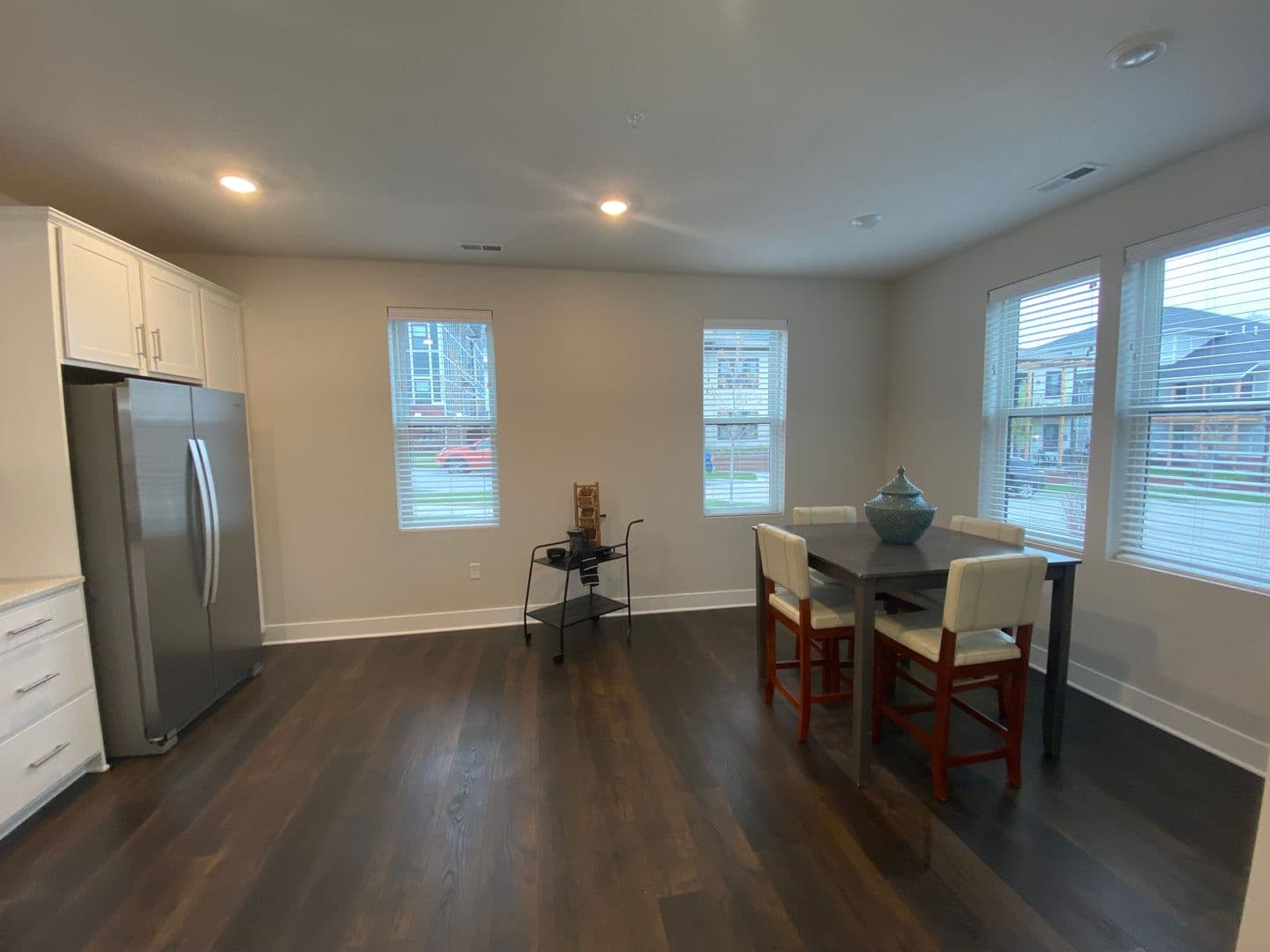 Omaha Apartment: 13178 Lincoln Road