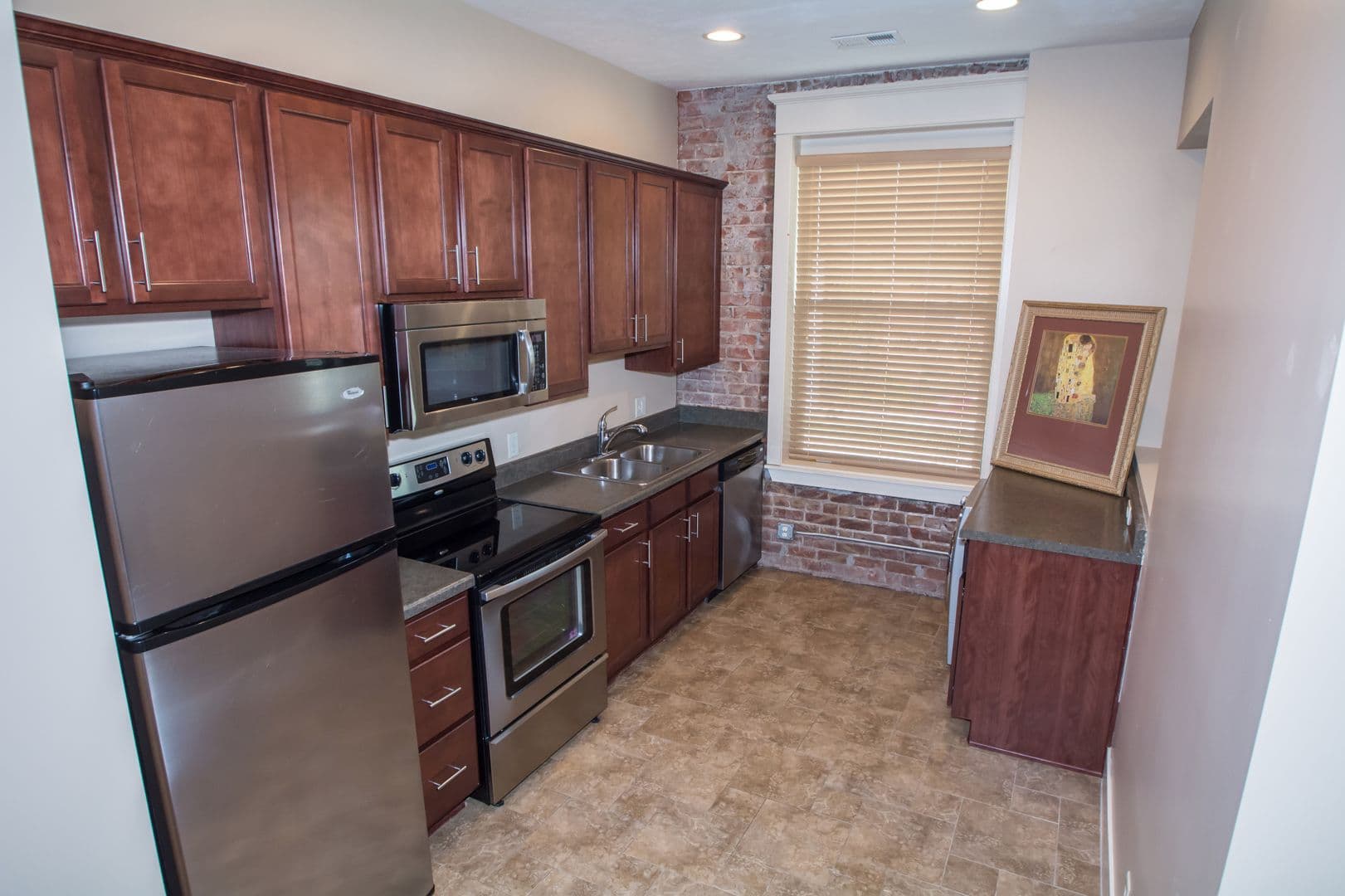 Omaha Apartment: 804 Park Avenue