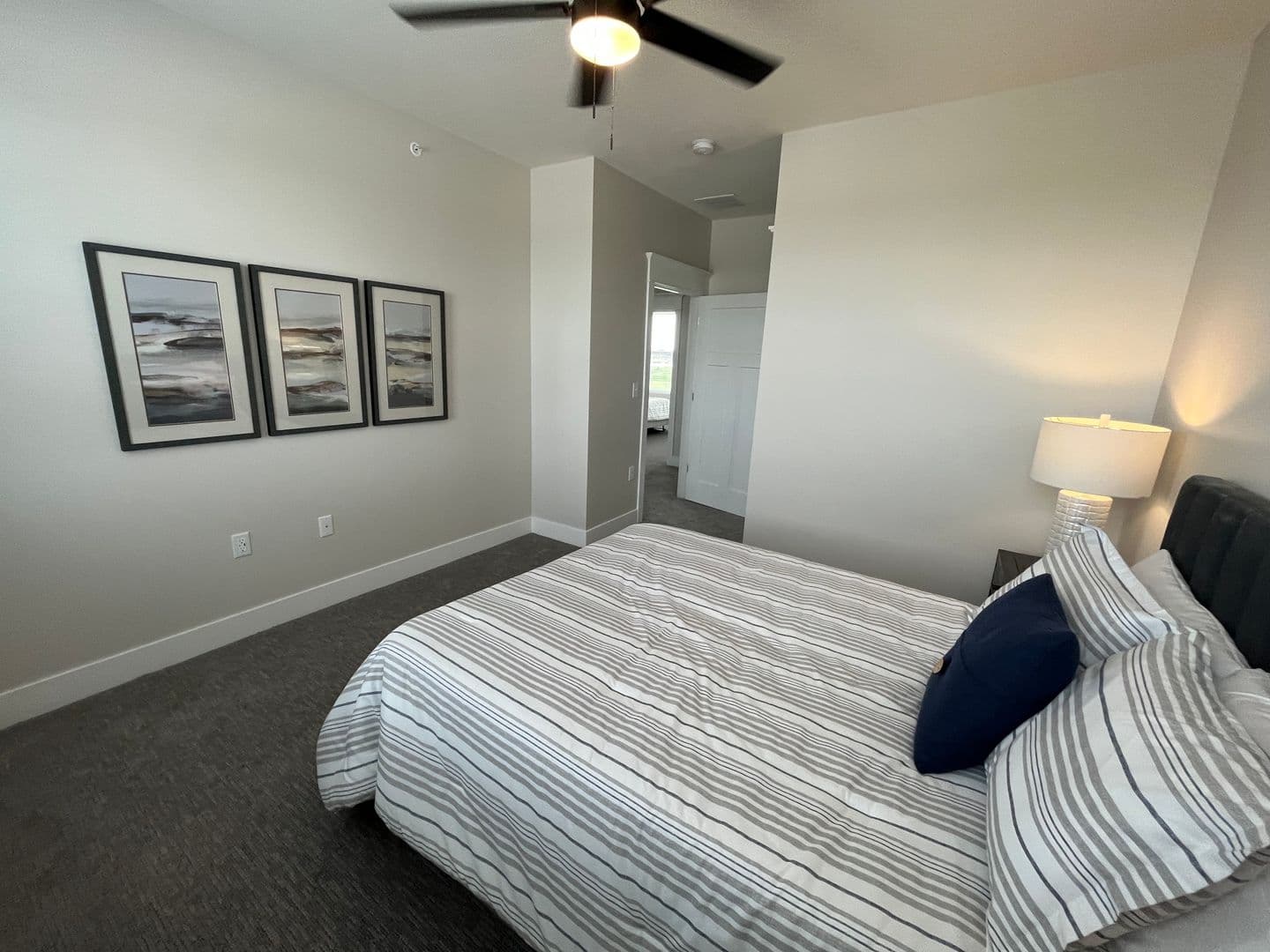 Elkhorn Apartment: 6108 Coventry Drive 102