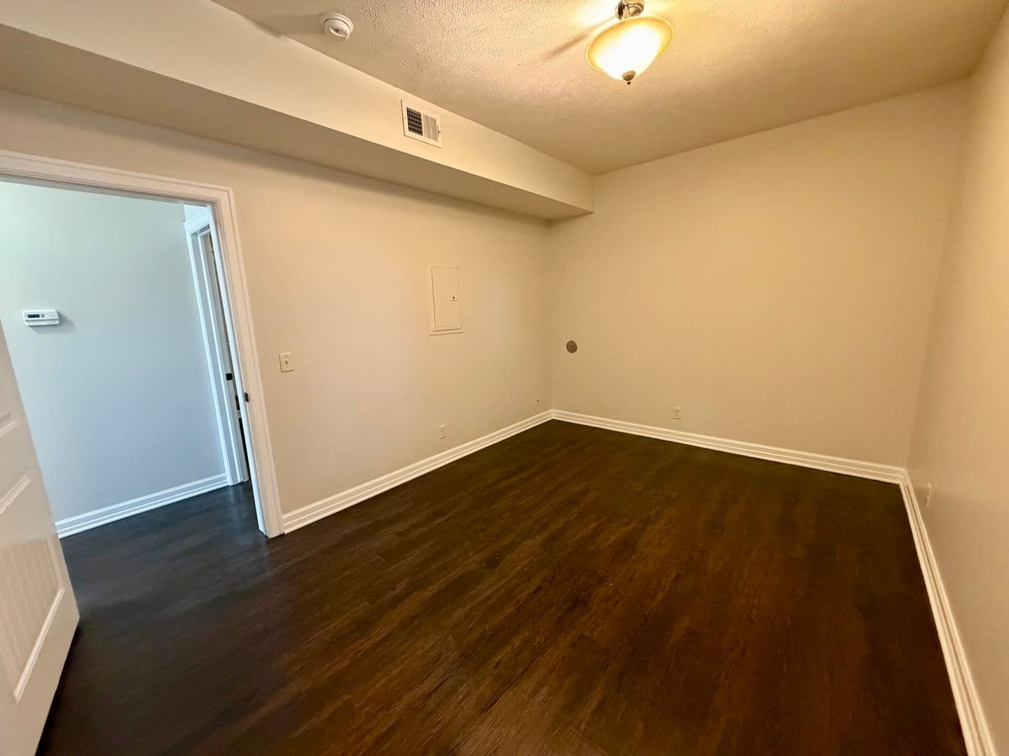 Omaha Apartment: 601-617 S. 31st Avenue