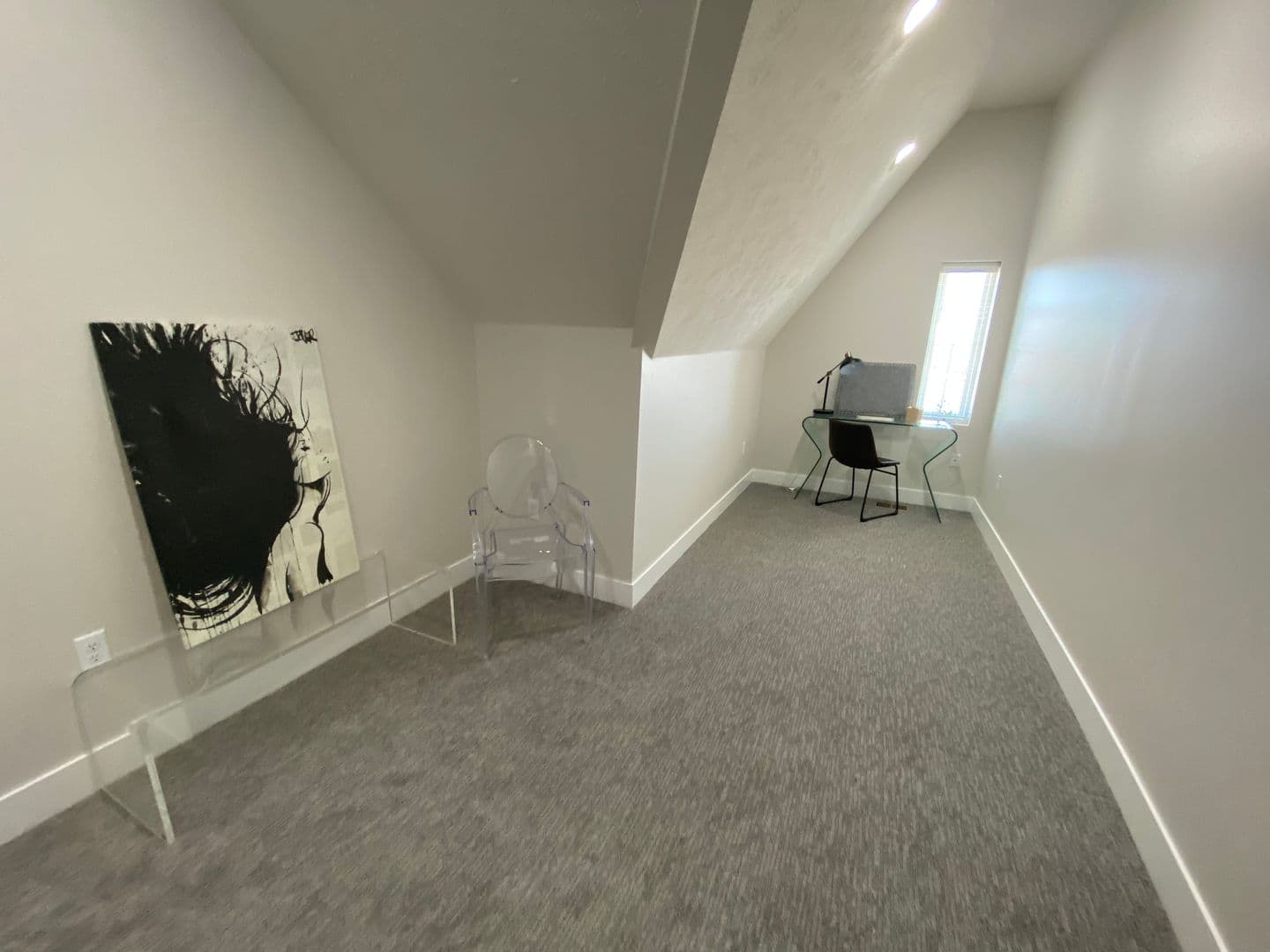 Omaha Apartment: 13108 Lincoln Road