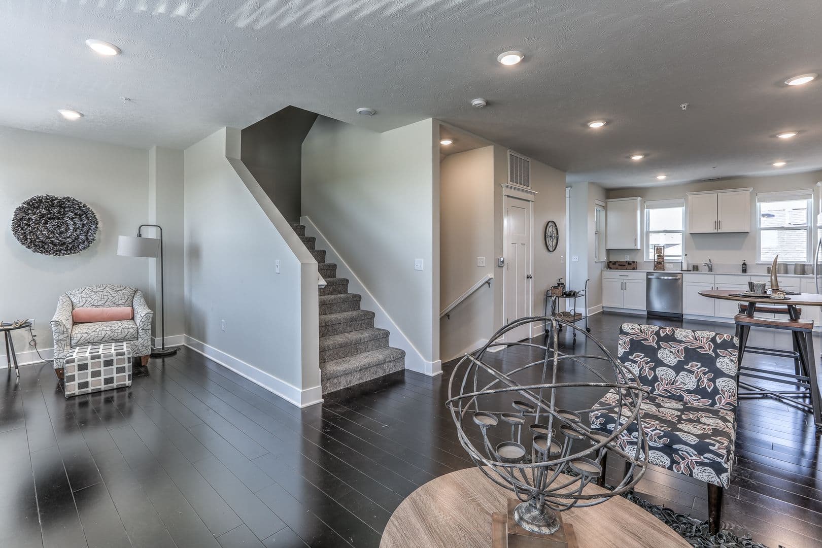 Omaha Apartment: 13178 Lincoln Road