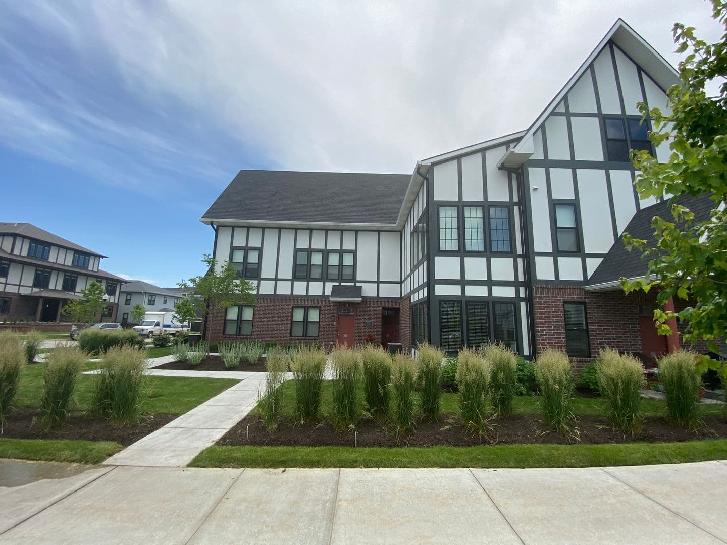 Omaha Apartment: 13178 Lincoln Road