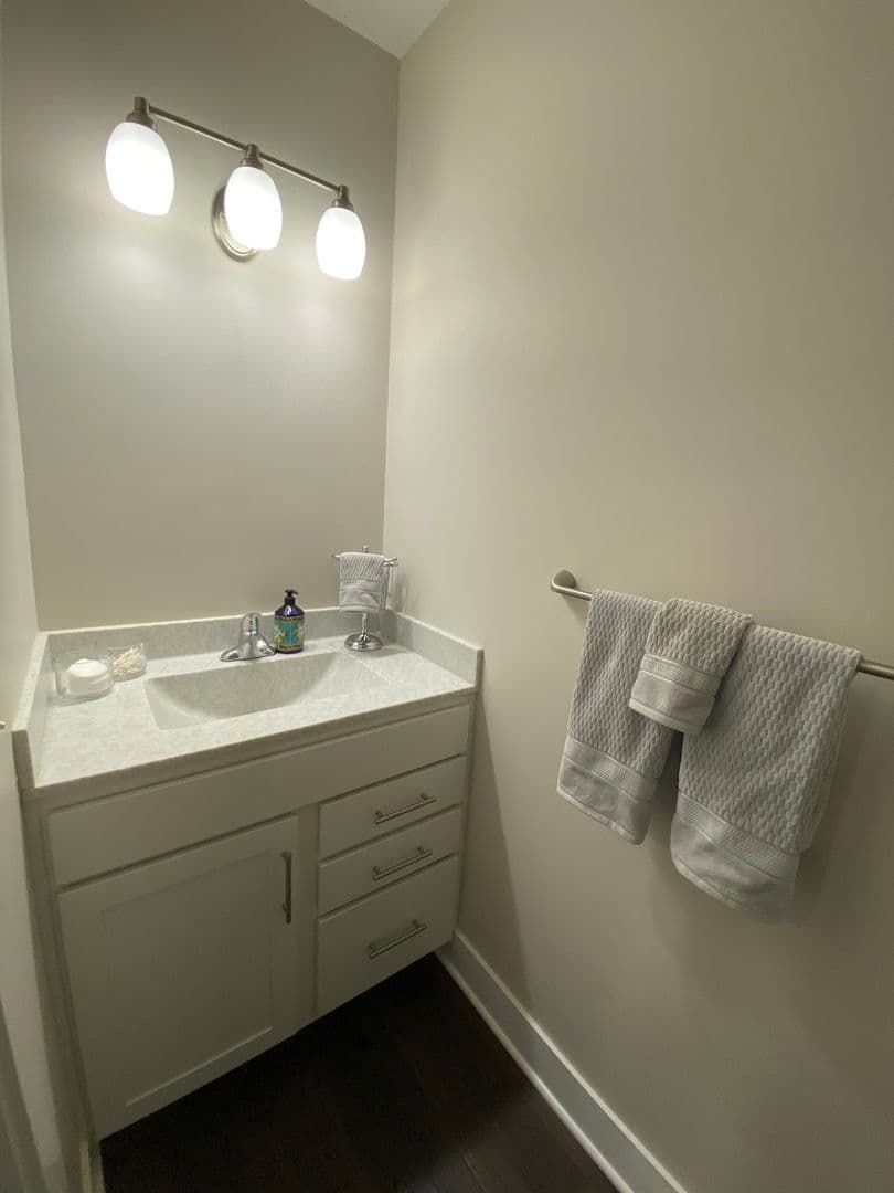 Ralston Apartment: 7630 Park Drive
