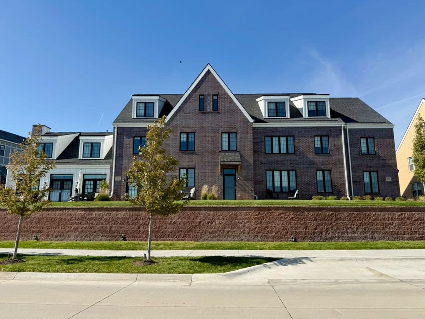 Omaha Apartment: 13108 Lincoln Road