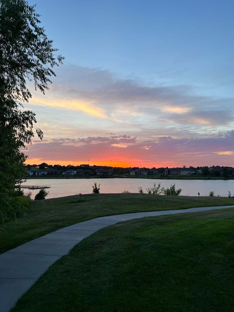Elkhorn Apartment: 1010 N. 192nd Court, 1004 N. 192nd Court, 1011 N. 192nd Court