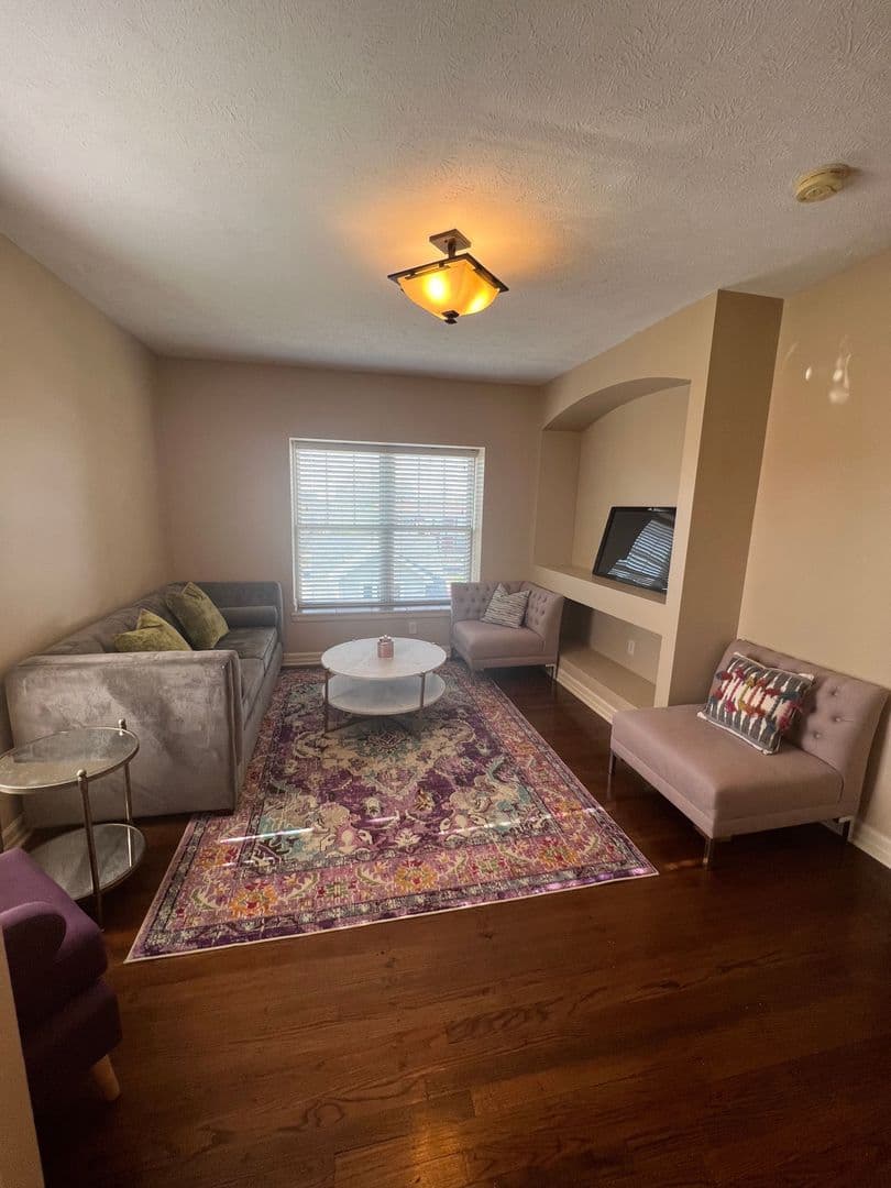 Omaha Apartment: 3007 Jackson Street