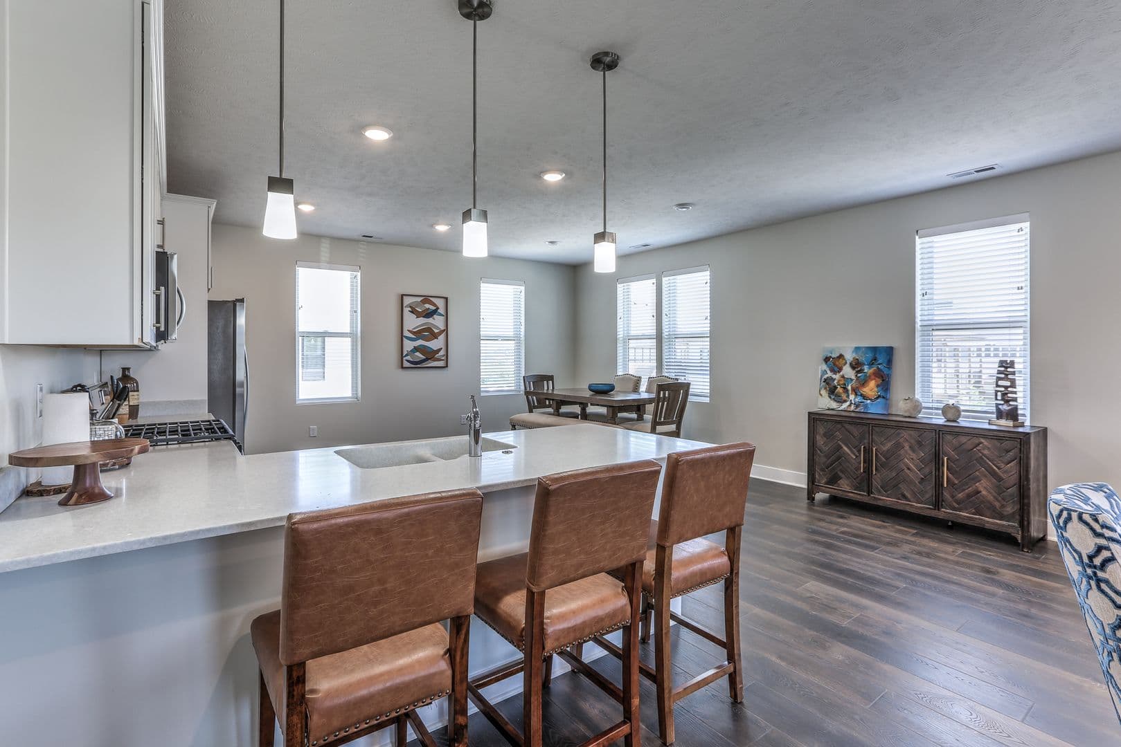 Elkhorn Apartment: 6108 Coventry Drive 102