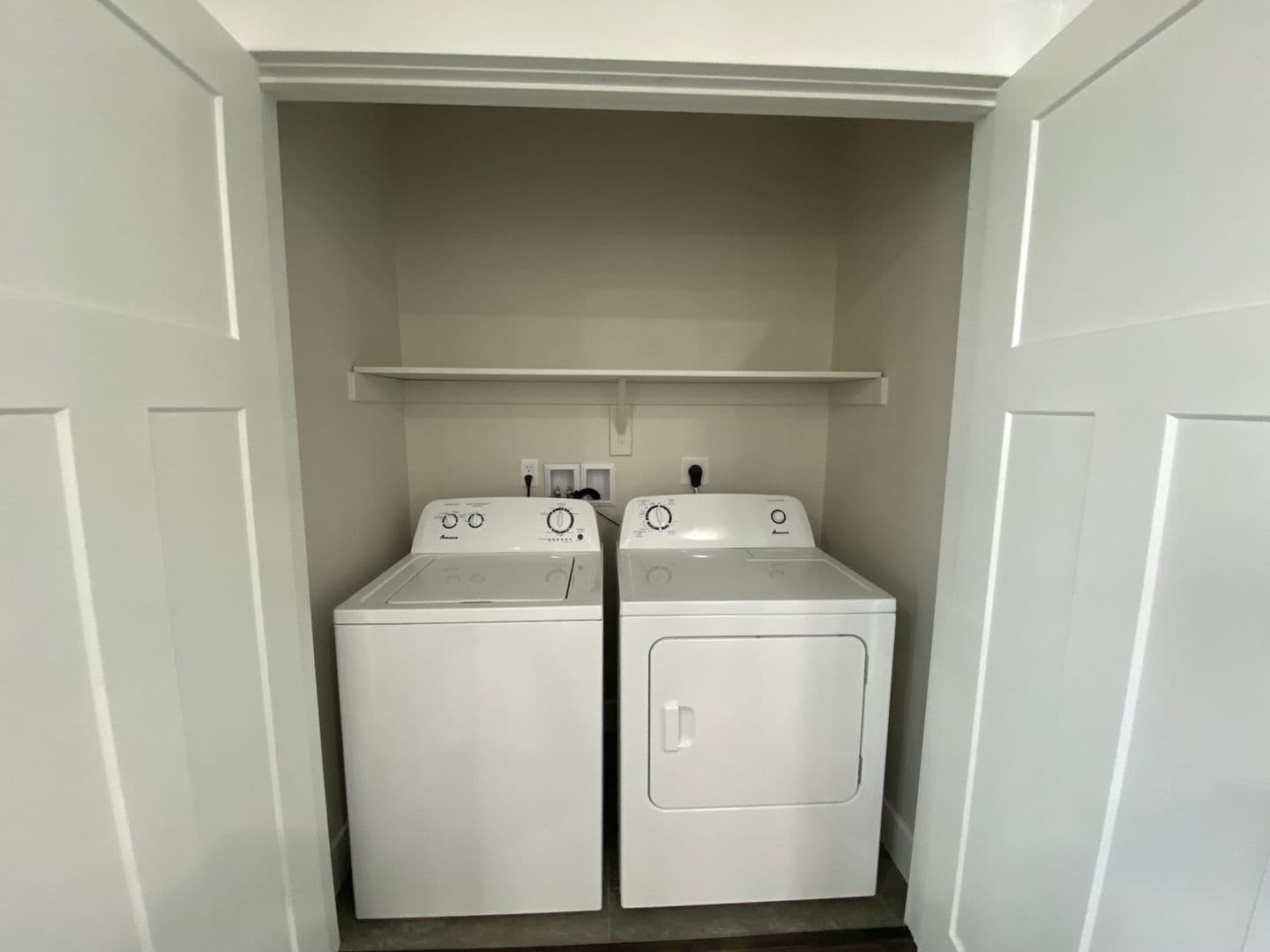 Omaha Apartment: 13041 Cornhusker Road