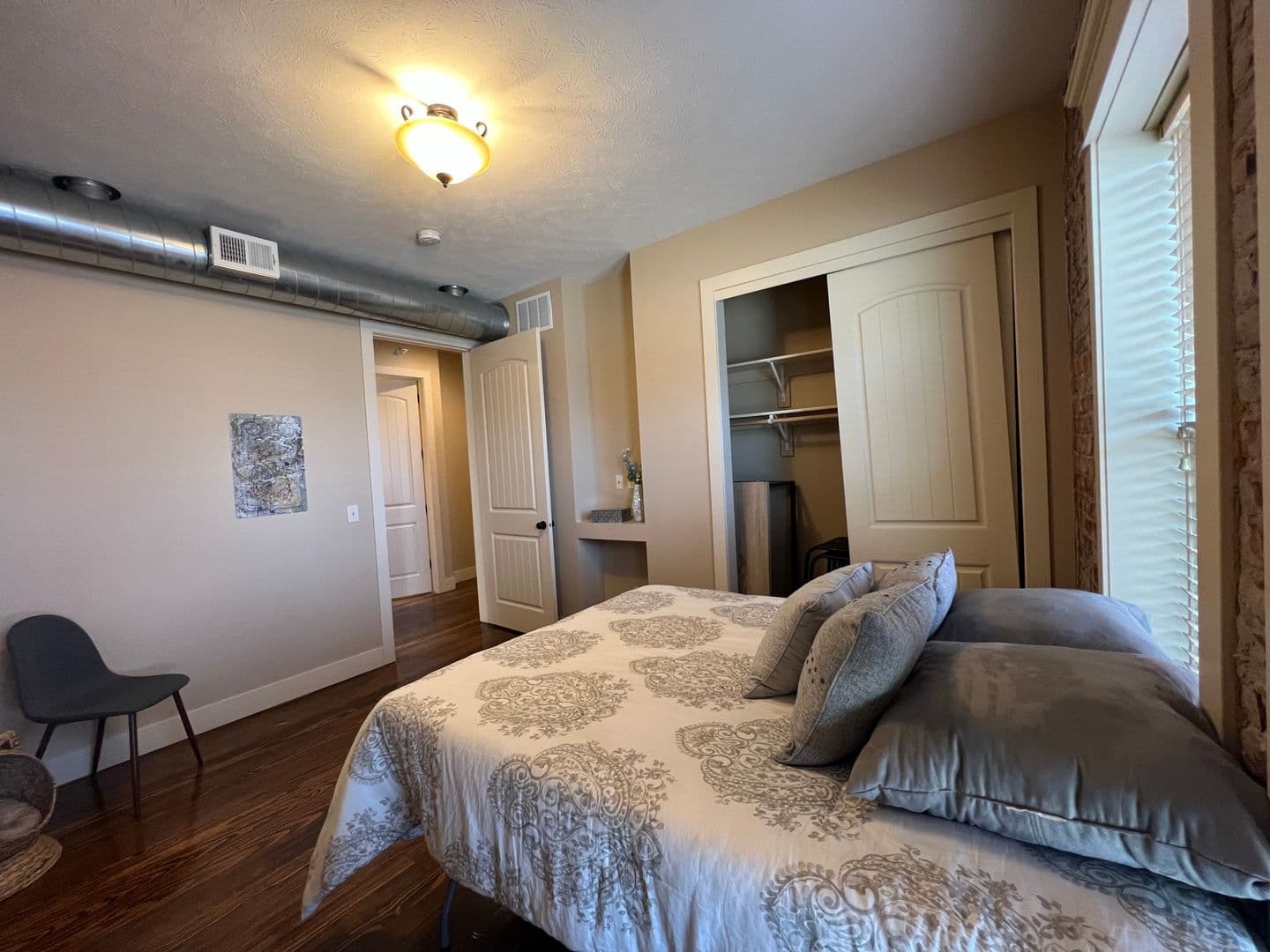 Omaha Apartment: 2934 Leavenworth