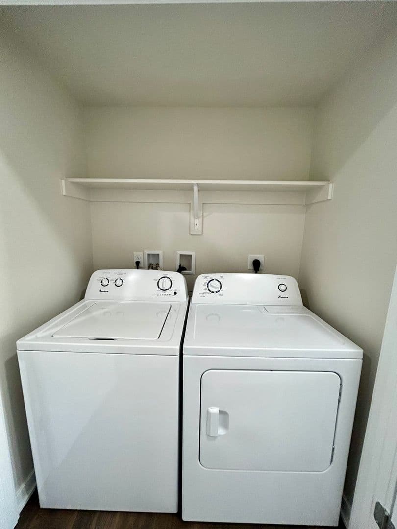 Omaha Apartment: 13041 Cornhusker Road