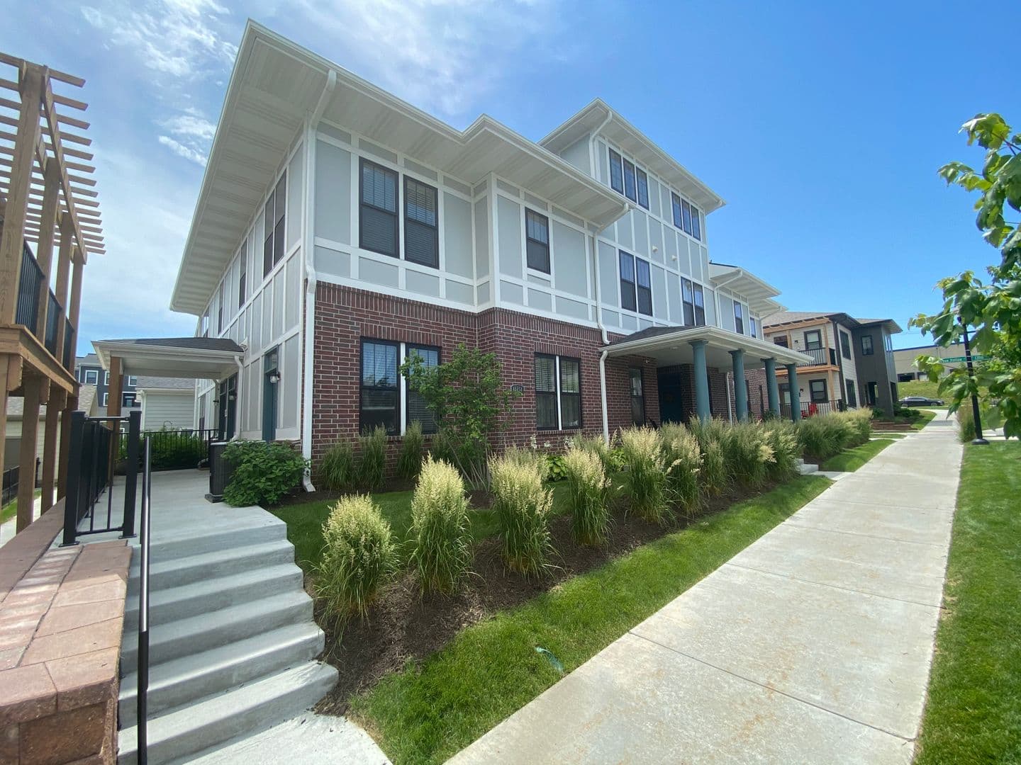 Omaha Apartment: 13178 Lincoln Road