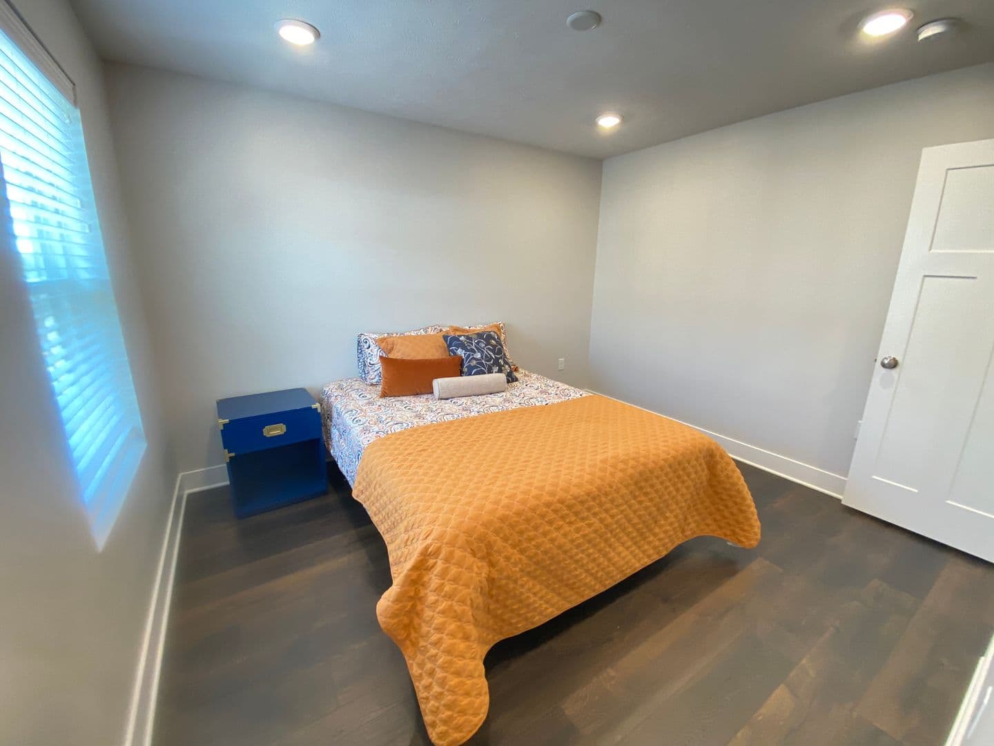 Omaha Apartment: 13041 Cornhusker Road