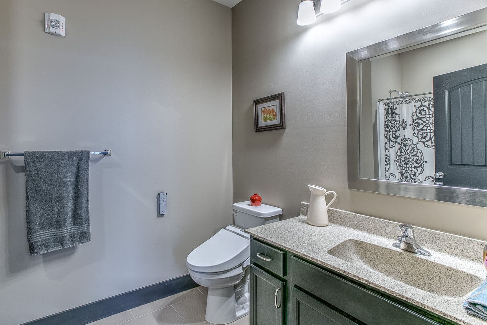 Elkhorn Apartment: 1010 N. 192nd Court, 1004 N. 192nd Court, 1011 N. 192nd Court