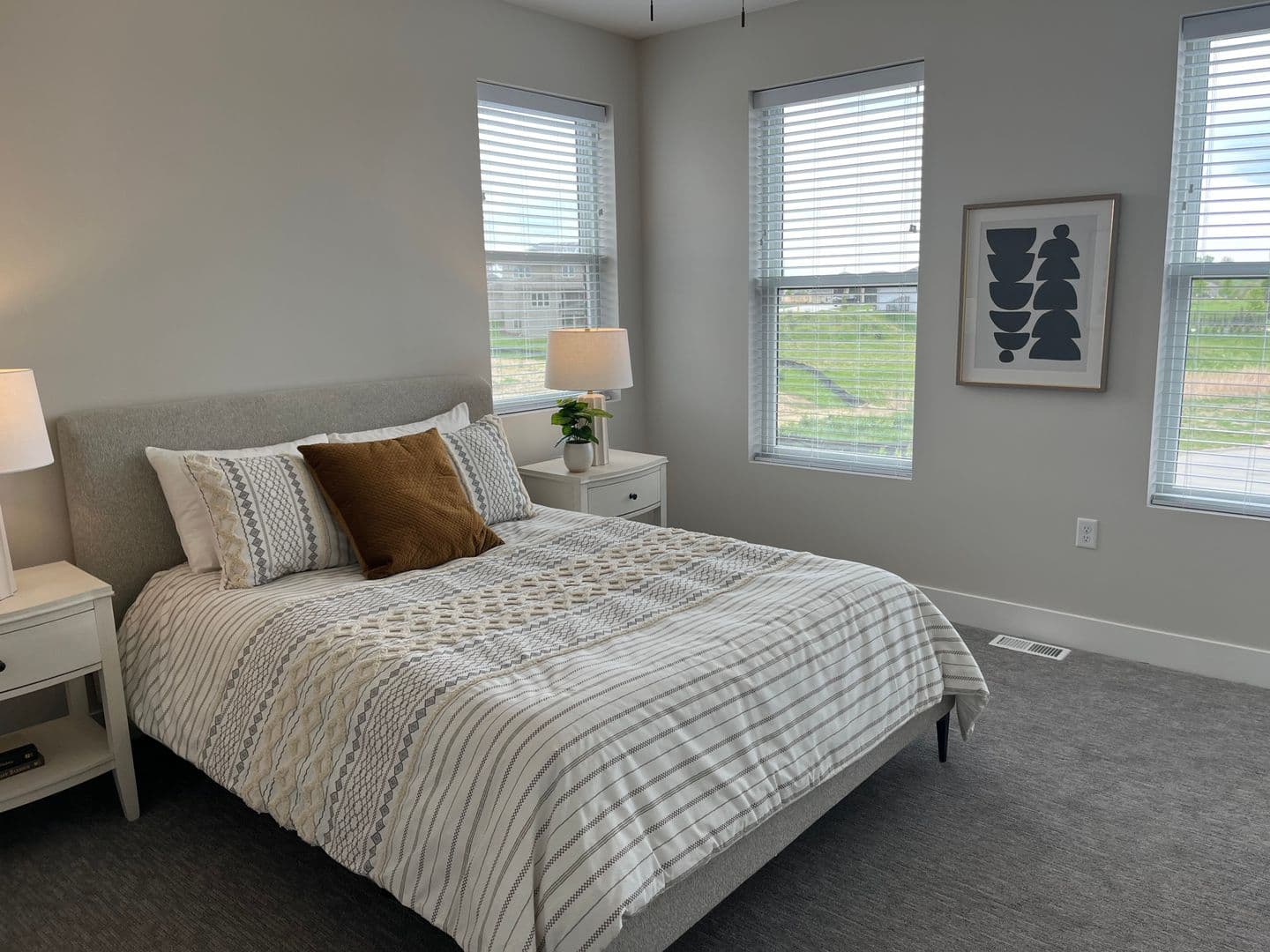 Elkhorn Apartment: 6108 Coventry Drive 102