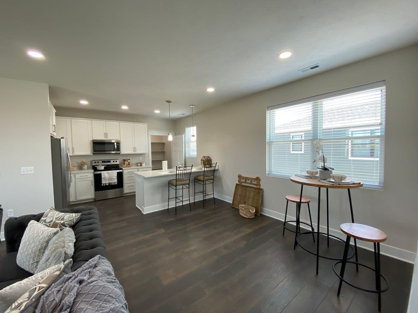 Omaha Apartment: 13041 Cornhusker Road