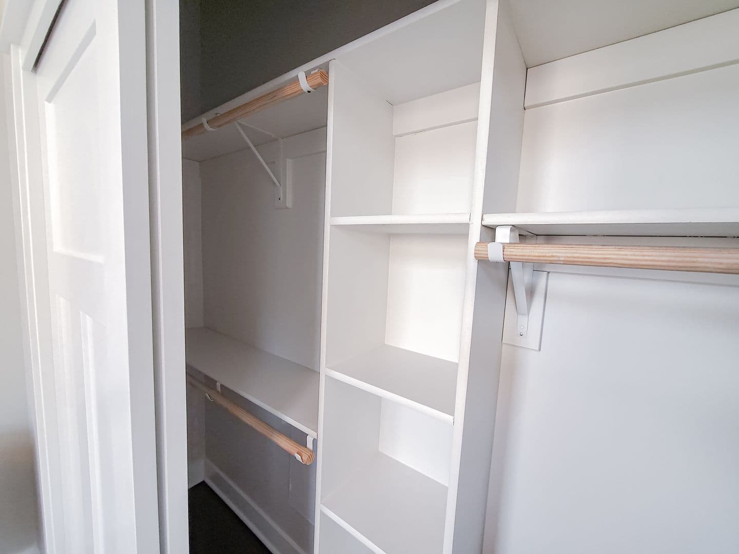 Omaha Apartment: 13178 Lincoln Road