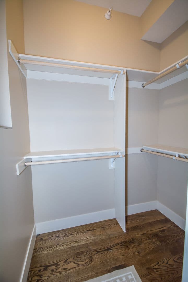 Omaha Apartment: 804 Park Avenue