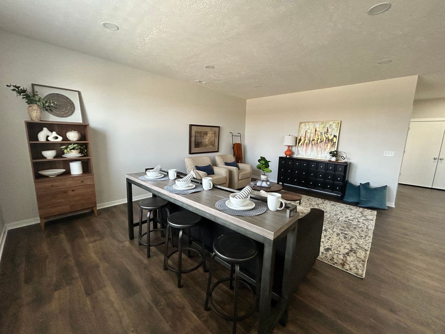 Omaha Apartment: 13108 Lincoln Road