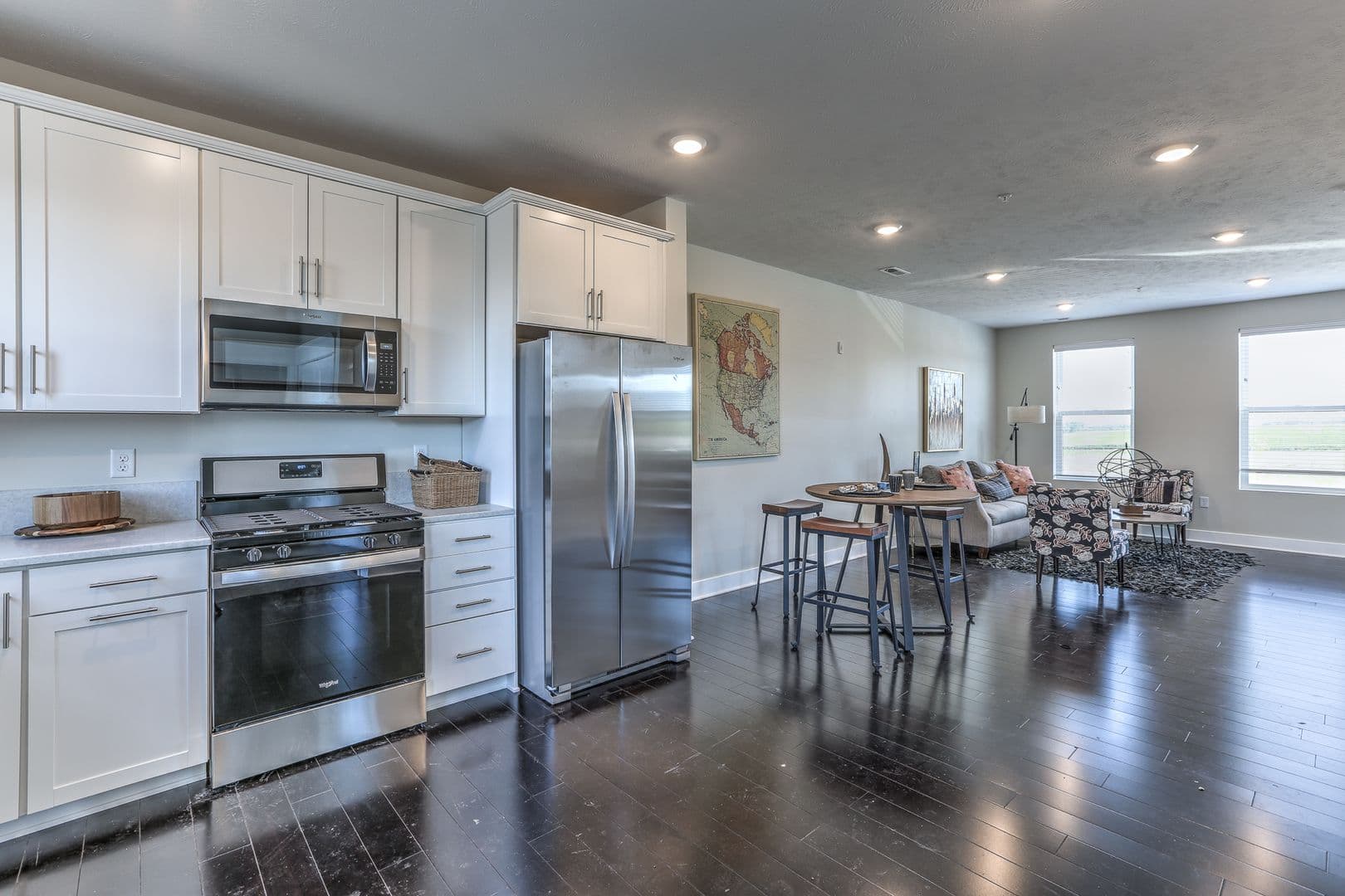Omaha Apartment: 13178 Lincoln Road