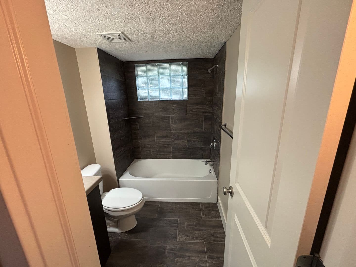 Omaha Apartment: 511 S. 31st Street